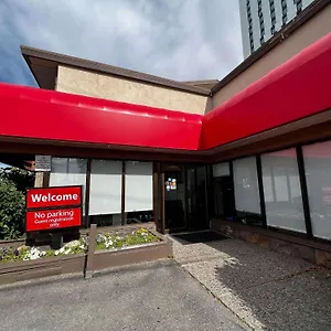  Lodge Econo Village Kanada