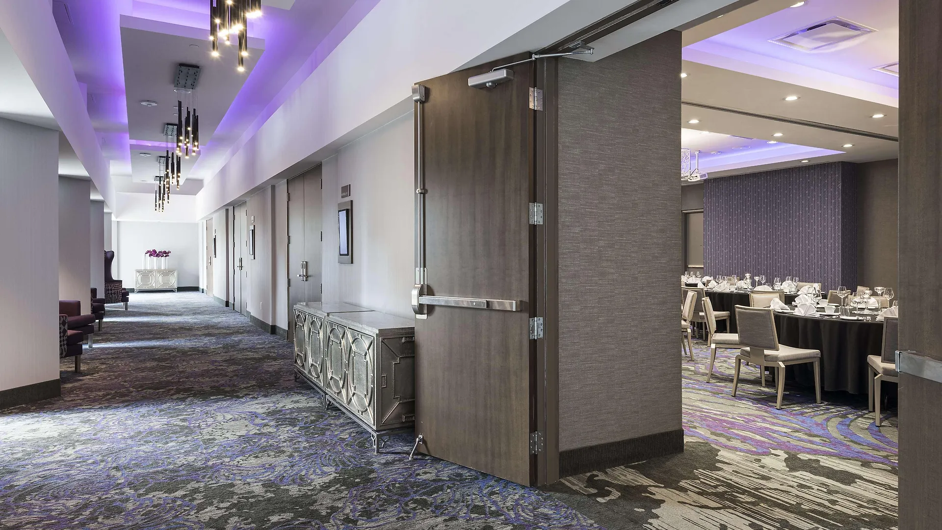 Hotel Hilton Garden Inn Ottawa Downtown