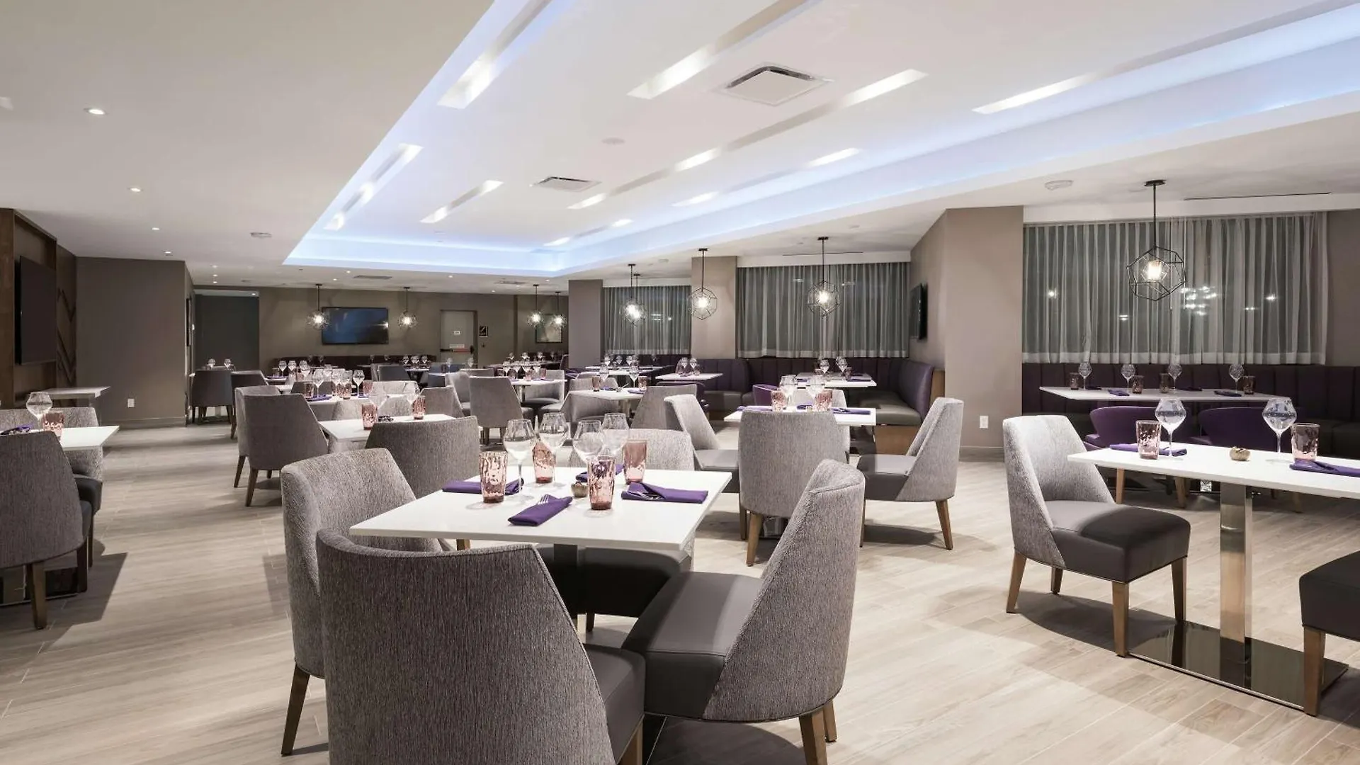 Hilton Garden Inn Ottawa Downtown