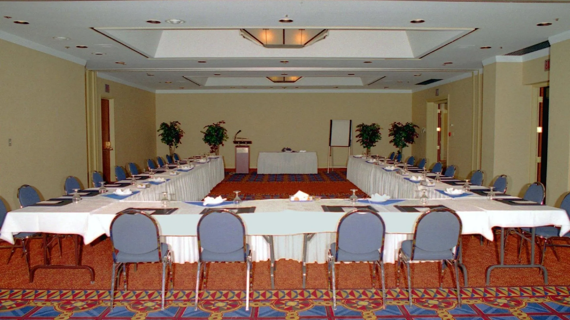 Hotel Hilton Garden Inn Ottawa Downtown