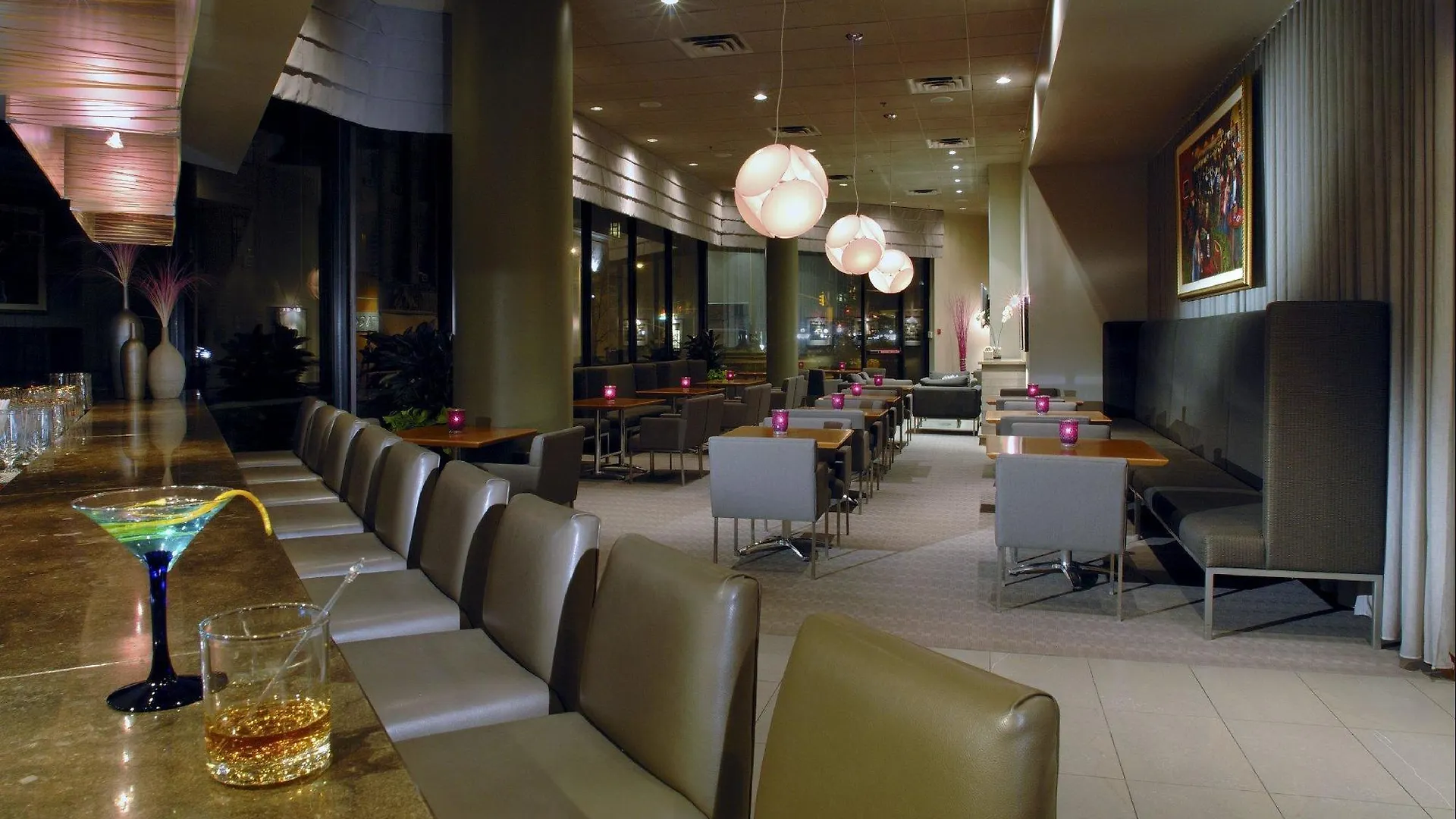Hilton Garden Inn Ottawa Downtown 3*,  Canadá